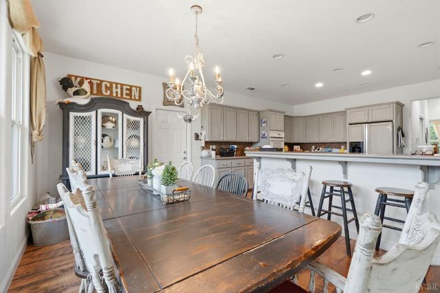 20118 Grangeville Boulevard, Lemoore, CA 93245