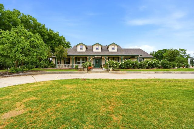 20118 Grangeville Boulevard, Lemoore, CA 93245