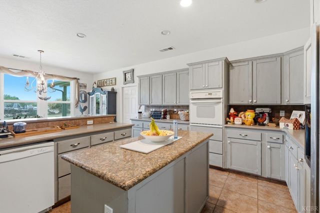 20118 Grangeville Boulevard, Lemoore, CA 93245