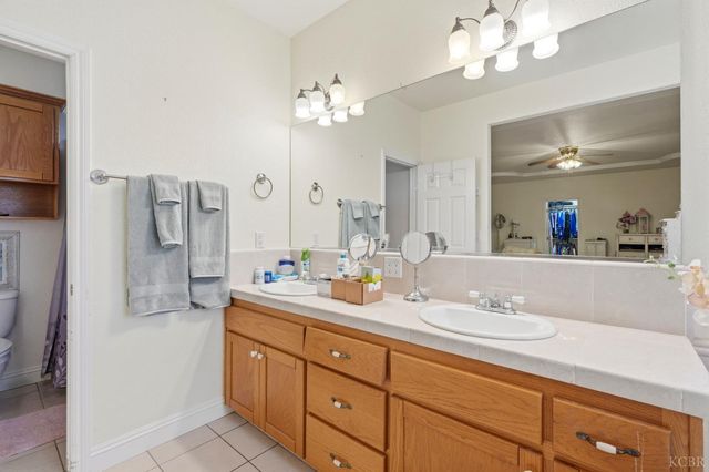 20118 Grangeville Boulevard, Lemoore, CA 93245