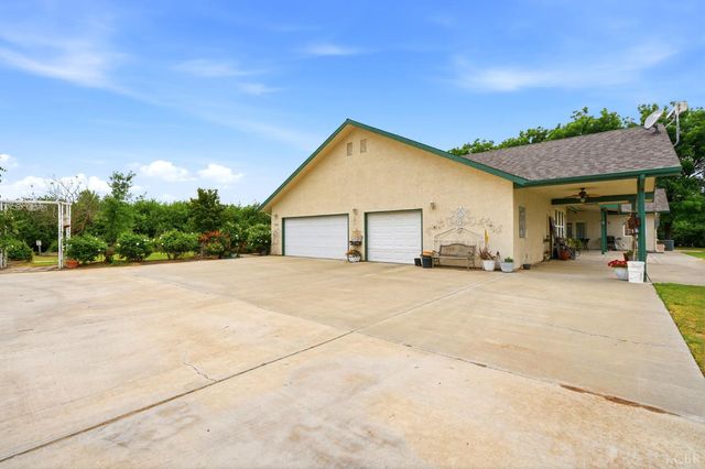 20118 Grangeville Boulevard, Lemoore, CA 93245