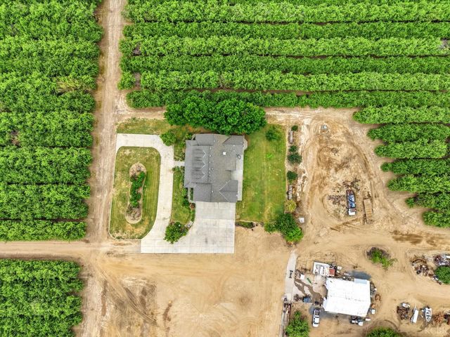 20118 Grangeville Boulevard, Lemoore, CA 93245