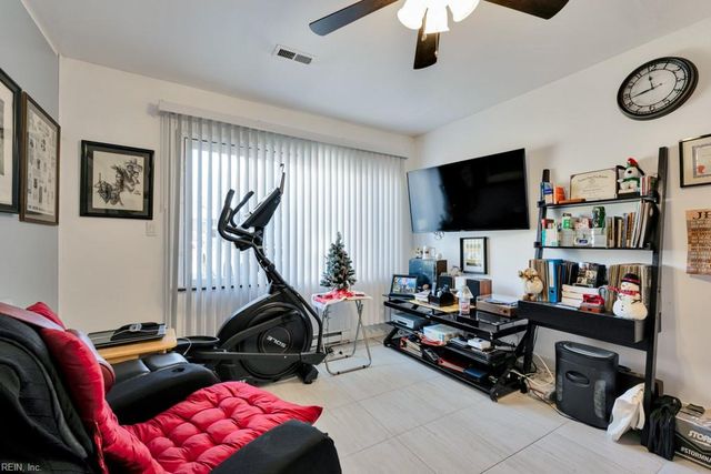 15 Big Bethel RD, Hampton, VA 23666