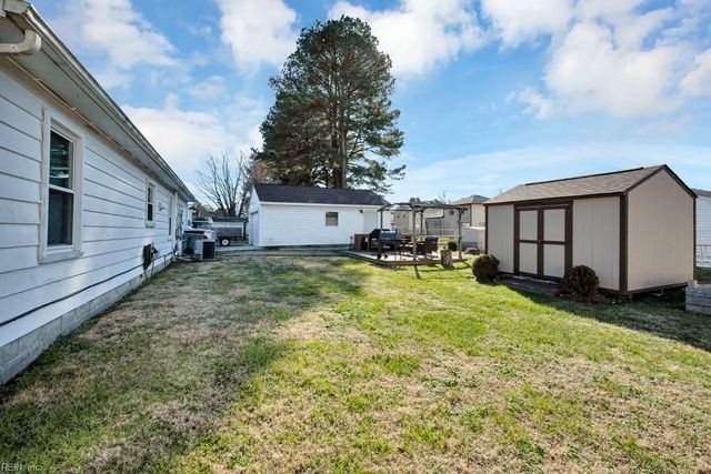 15 Big Bethel RD, Hampton, VA 23666