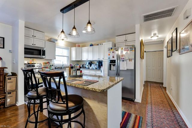 15 Big Bethel RD, Hampton, VA 23666