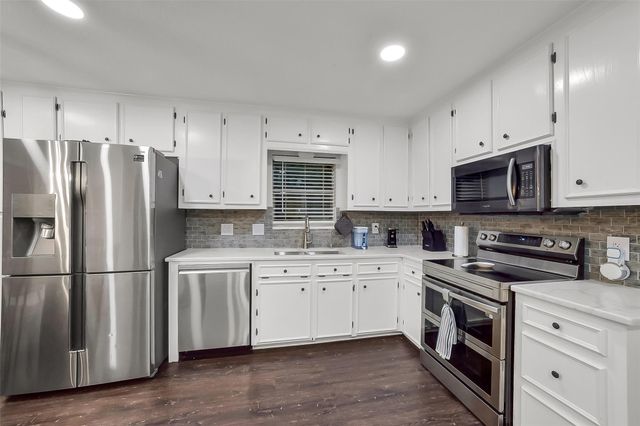 9606 Needville Fairchilds Road, Fairchilds, TX 77461