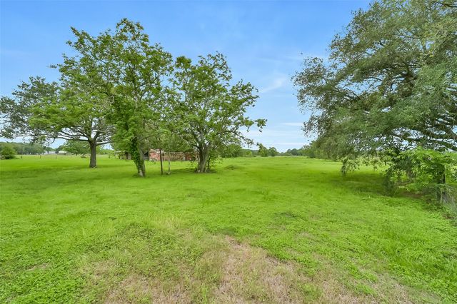 9606 Needville Fairchilds Road, Fairchilds, TX 77461