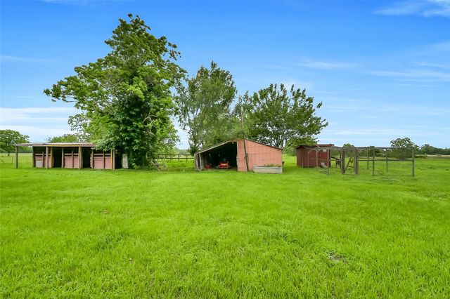 9606 Needville Fairchilds Road, Fairchilds, TX 77461