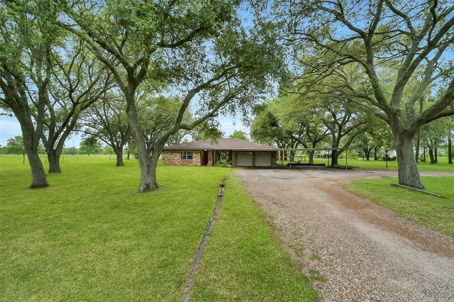 9606 Needville Fairchilds Road, Fairchilds, TX 77461