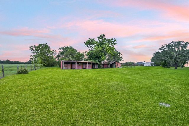 9606 Needville Fairchilds Road, Fairchilds, TX 77461