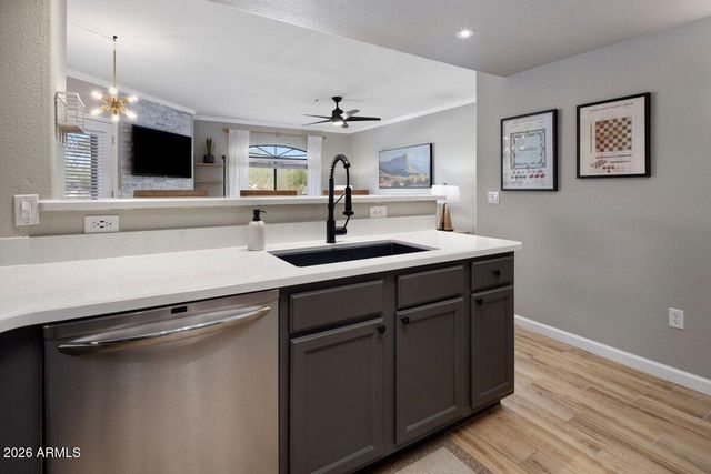 15095 N THOMPSON PEAK Parkway 2029, Scottsdale, AZ 85260