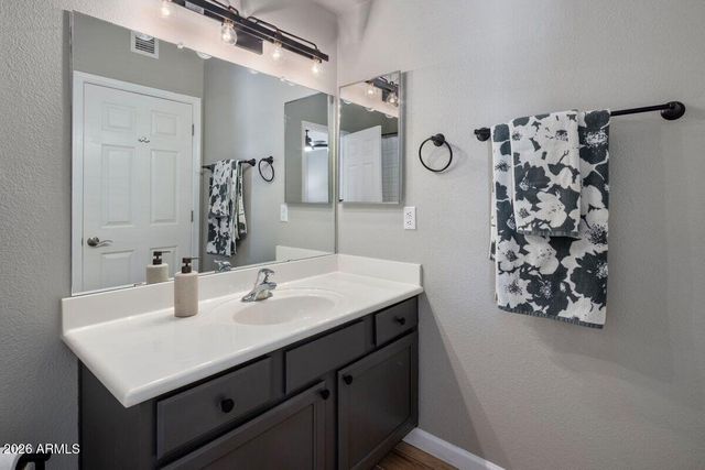 15095 N THOMPSON PEAK Parkway 2029, Scottsdale, AZ 85260