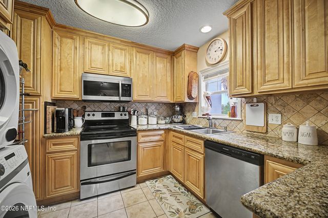 3434 BLANDING Boulevard 203, Jacksonville, FL 32210