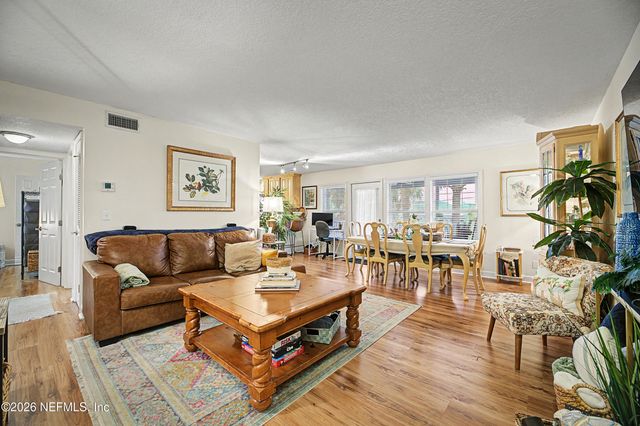 3434 BLANDING Boulevard 203, Jacksonville, FL 32210