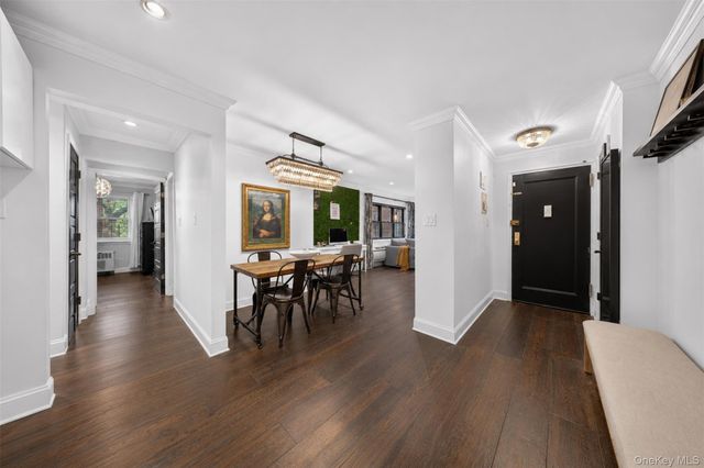 14460 Gravett Rd Apt 1D, Flushing, NY 11367