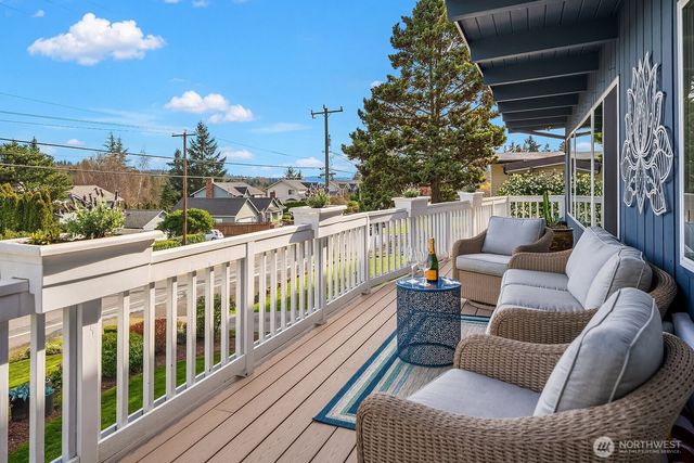 16623 Sylvester Road SW, Burien, WA 98166