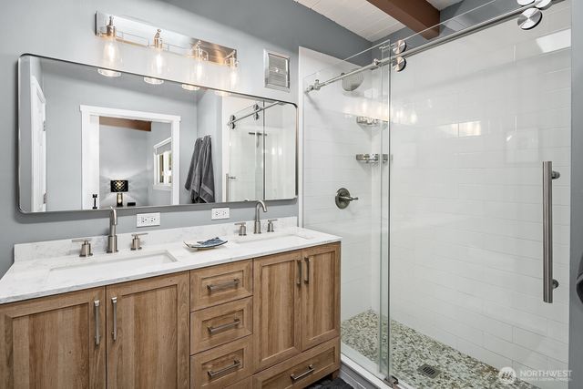 16623 Sylvester Road SW, Burien, WA 98166