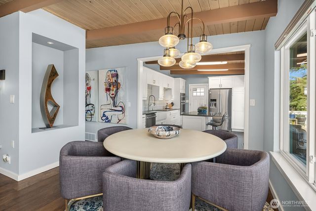 16623 Sylvester Road SW, Burien, WA 98166