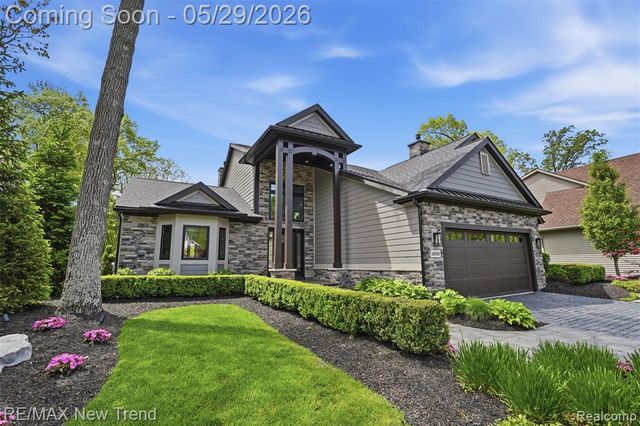 1890 Spruce Drive, Commerce Twp, MI 48390