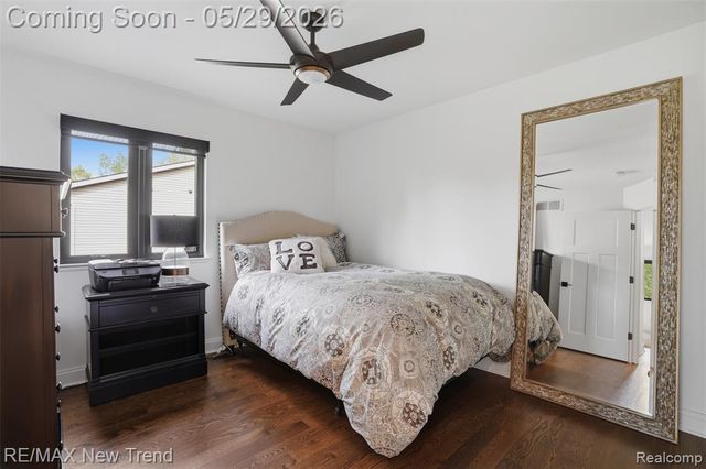 1890 Spruce Drive, Commerce Twp, MI 48390