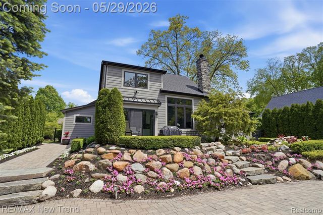 1890 Spruce Drive, Commerce Twp, MI 48390