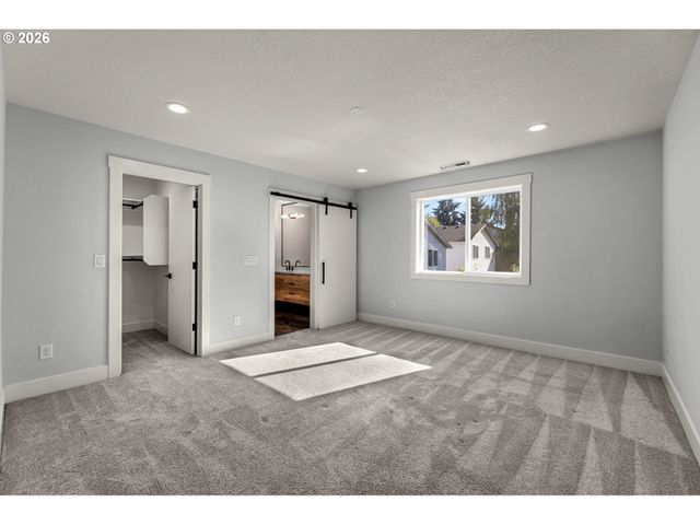 5909 Ne 56TH Cir, Vancouver, WA 98661