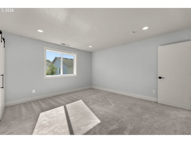 5909 Ne 56TH Cir, Vancouver, WA 98661