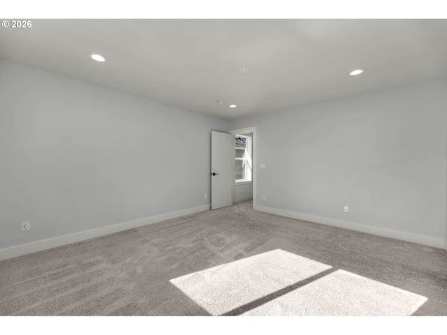 5909 Ne 56TH Cir, Vancouver, WA 98661