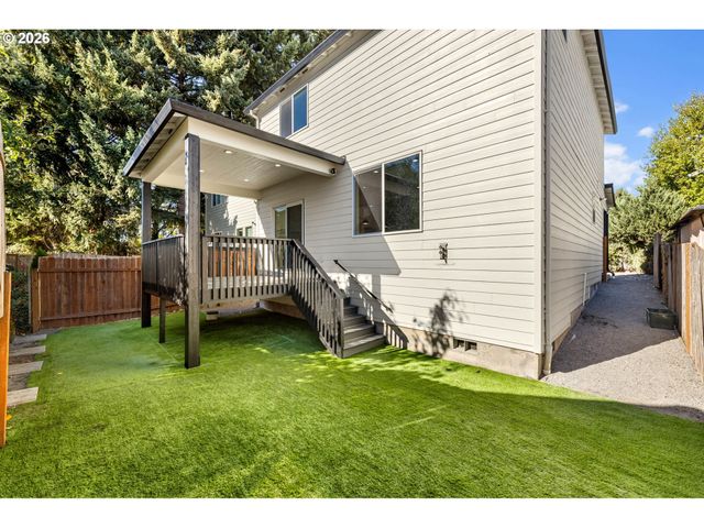 5909 Ne 56TH Cir, Vancouver, WA 98661