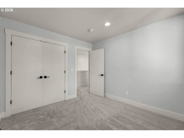5909 Ne 56TH Cir, Vancouver, WA 98661