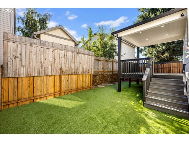 5909 Ne 56TH Cir, Vancouver, WA 98661
