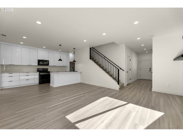 5909 Ne 56TH Cir, Vancouver, WA 98661