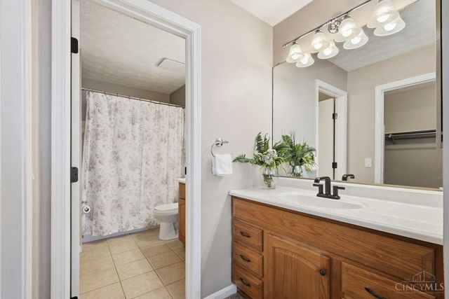 93 Applewood Drive, Fairfield, OH 45014