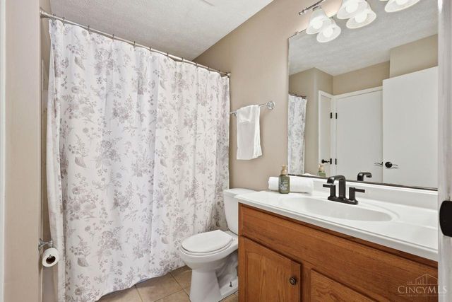 93 Applewood Drive, Fairfield, OH 45014