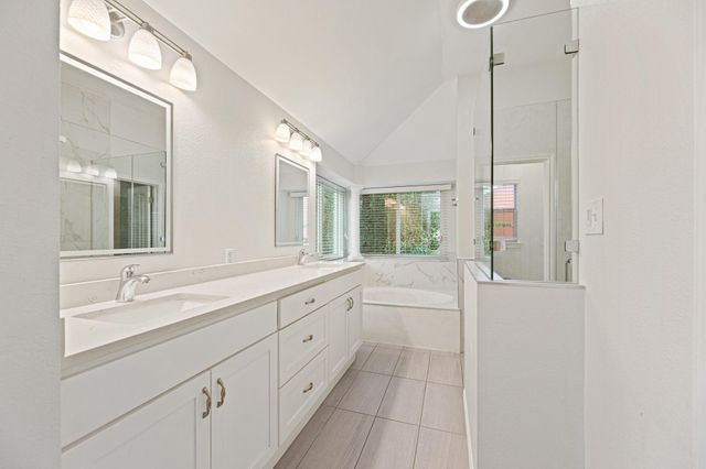 306 Bryce Canyon DR, Cedar Park, TX 78613