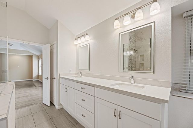 306 Bryce Canyon DR, Cedar Park, TX 78613