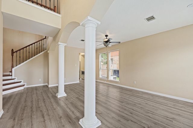 306 Bryce Canyon DR, Cedar Park, TX 78613
