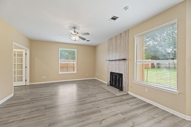306 Bryce Canyon DR, Cedar Park, TX 78613