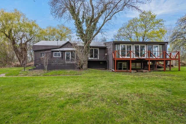 32 Morris St, Seekonk, MA 02771