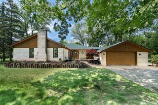 7806 Circle Boulevard, West Bloomfield Charter Township, MI 48323