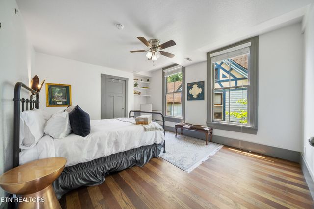 808 N 4th Ave, Knoxville, TN 37917