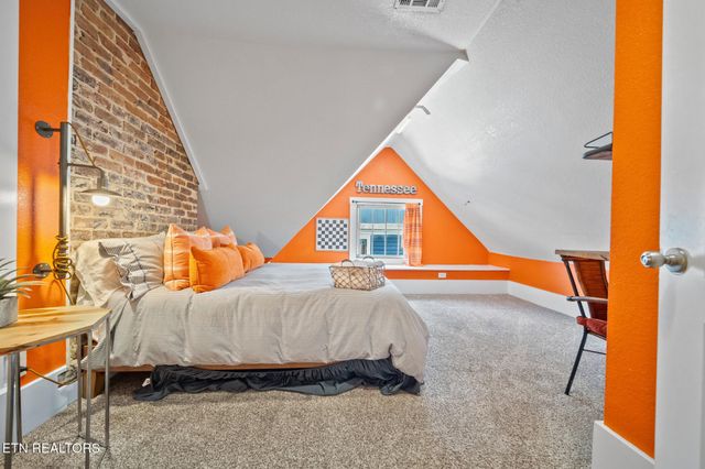 808 N 4th Ave, Knoxville, TN 37917