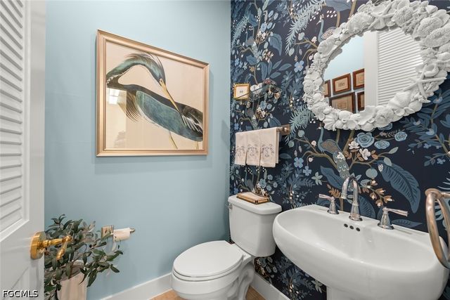 2548 Wulfert RD, Sanibel, FL 33957