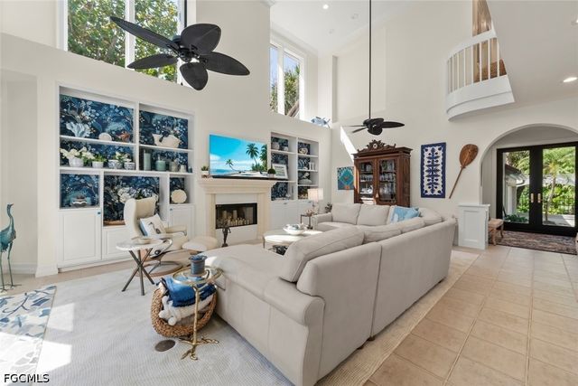 2548 Wulfert RD, Sanibel, FL 33957