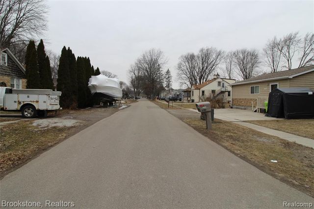 27796 Moran Street, Harrison Twp, MI 48045