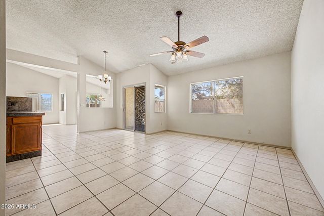 818 W ORAIBI Drive, Phoenix, AZ 85027