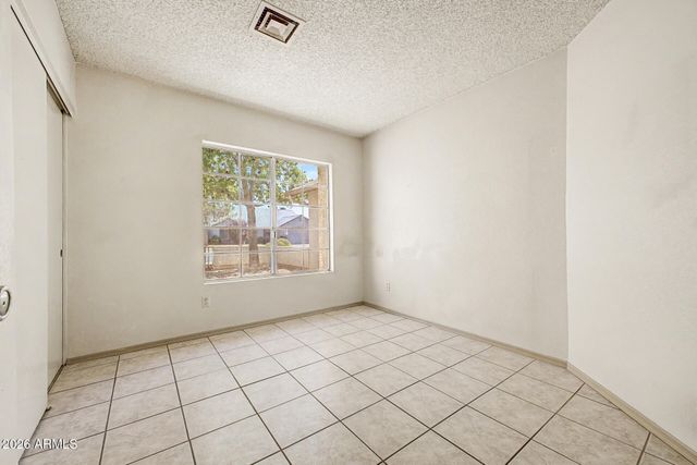 818 W ORAIBI Drive, Phoenix, AZ 85027