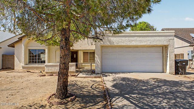 818 W ORAIBI Drive, Phoenix, AZ 85027