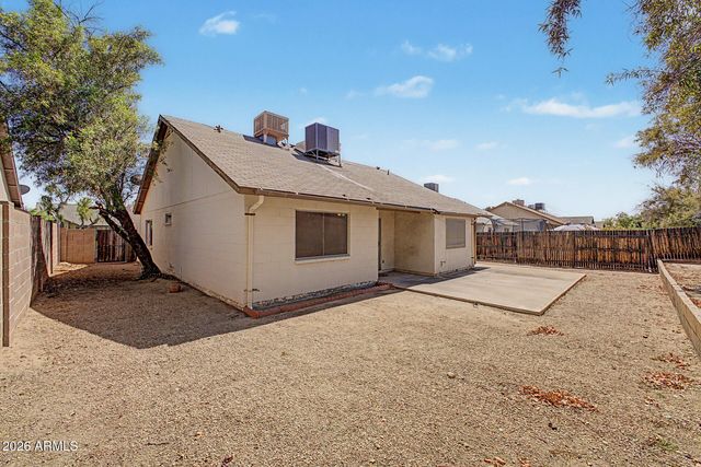 818 W ORAIBI Drive, Phoenix, AZ 85027