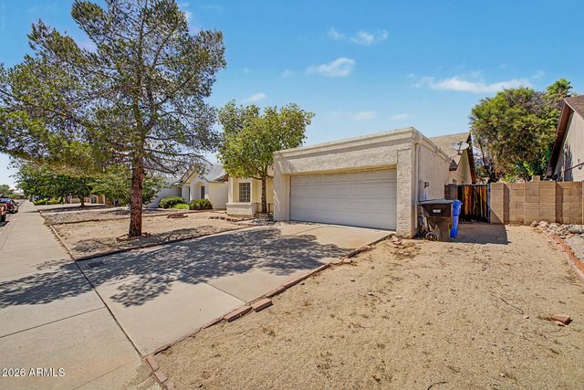 818 W ORAIBI Drive, Phoenix, AZ 85027